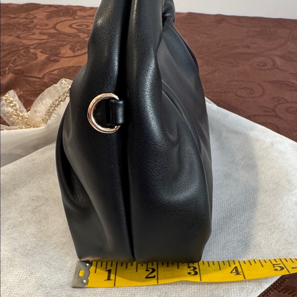 Urban Expressions Knot Crossbody Bag - Picture 15 of 15